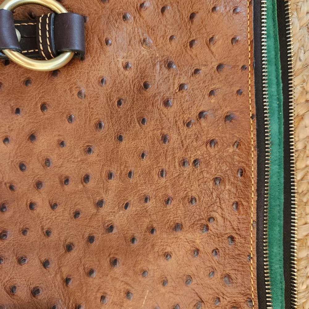 Dooney And Bourke Large Florentine Ostrich patterned leather bag. - Picture 9 of 11